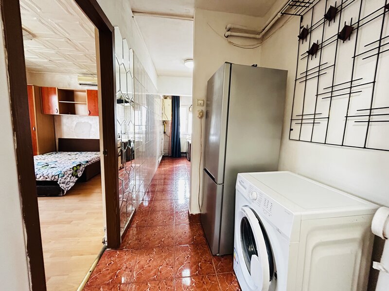 Dristor, Fizicienilor, Penny, centrala proprie,