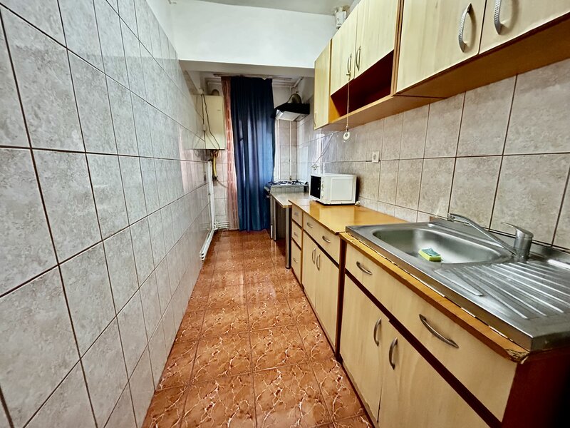 Dristor, Fizicienilor, Penny, centrala proprie,