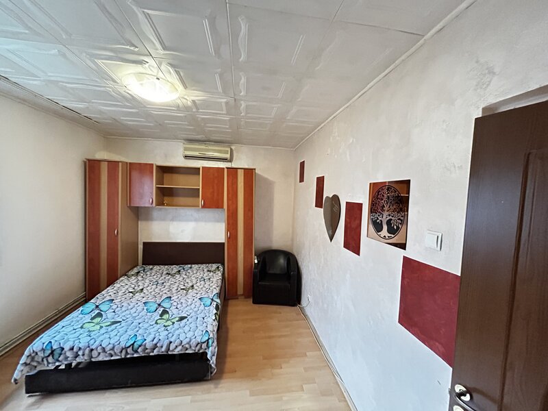 Dristor, Fizicienilor, Penny, centrala proprie,